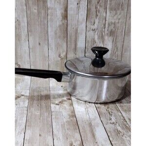 Vintage Regal Ware Stainless Steel 2 Qt Sauce Pan Pot With Lid Non Stick 3145